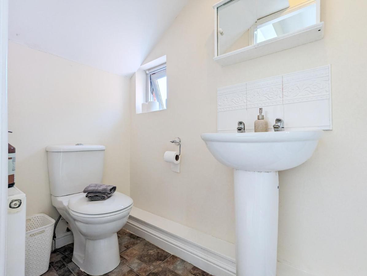 Guest Near Centre & Dock Free Parking Holiday home