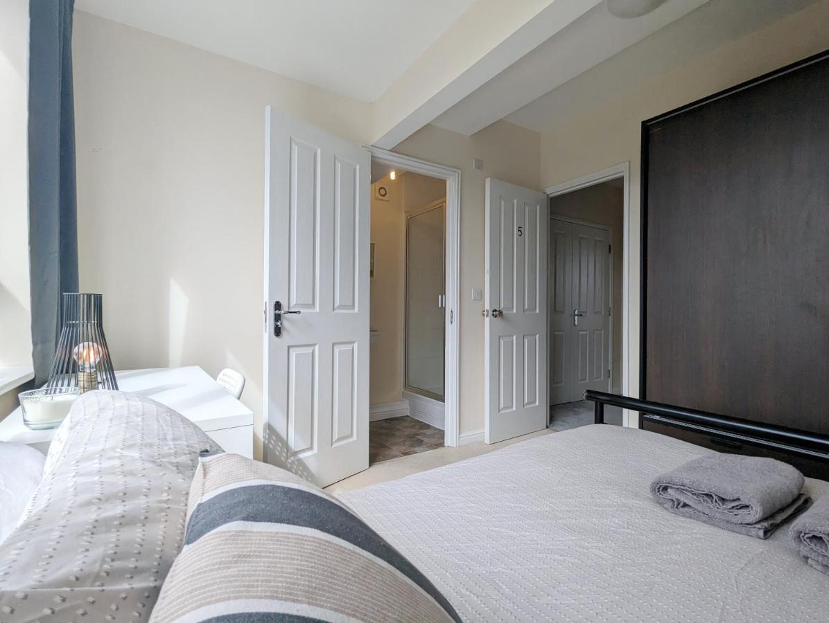 Guest Near Centre & Dock Free Parking Holiday home