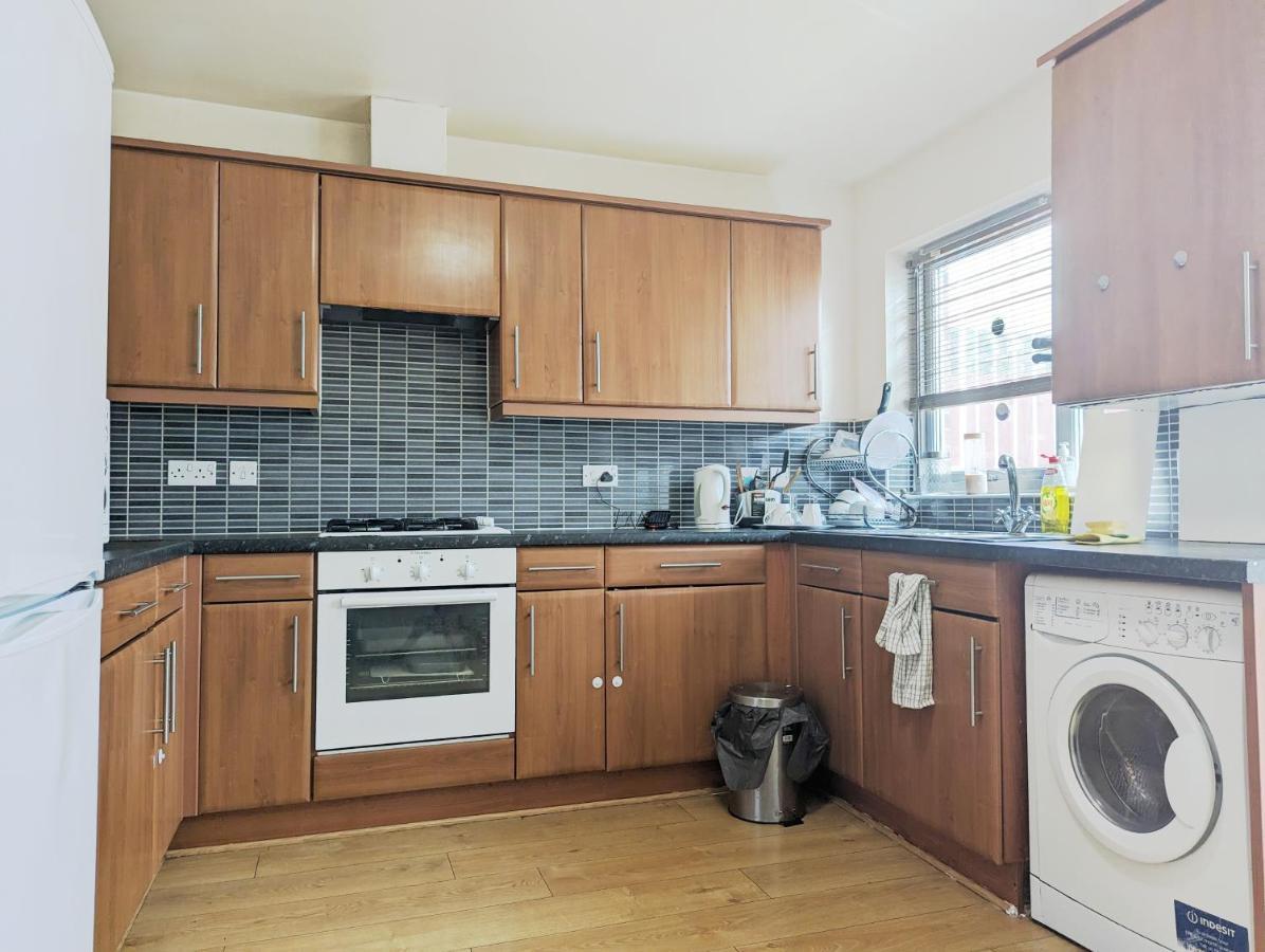 Guest Near Centre & Dock Free Parking Holiday home