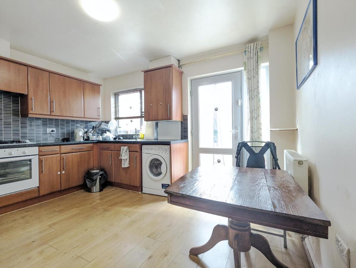 Holiday home Guest Near Centre & Dock Free Parking