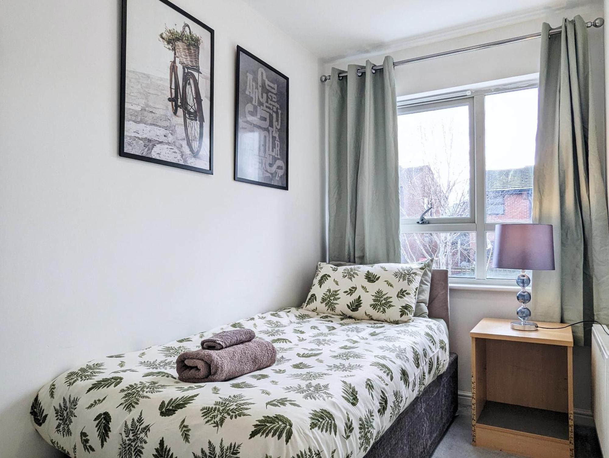 Guest Near Centre & Dock Free Parking Holiday home Liverpool